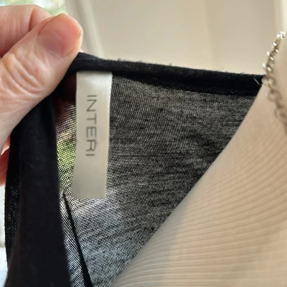 Interi “If there’s anything that makes you happy, then, do it” v-neck tee, soft - Picture 5 of 6